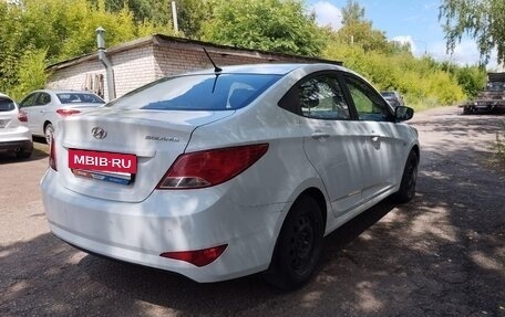 Hyundai Solaris II рестайлинг, 2016 год, 840 000 рублей, 3 фотография