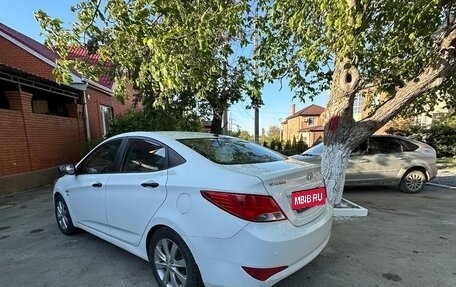 Hyundai Solaris II рестайлинг, 2015 год, 914 000 рублей, 6 фотография