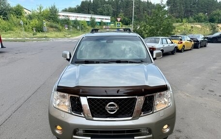 Nissan Pathfinder, 2013 год, 1 745 000 рублей, 2 фотография