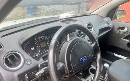 Ford Fiesta, 2007 год, 300 000 рублей, 3 фотография