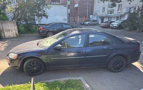 Dodge Stratus II, 2001 год, 182 000 рублей, 2 фотография