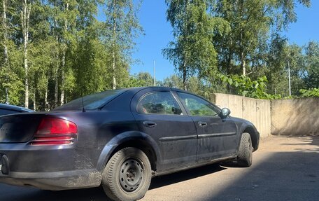 Dodge Stratus II, 2001 год, 182 000 рублей, 3 фотография