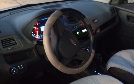 Chevrolet Cobalt II, 2014 год, 700 000 рублей, 2 фотография