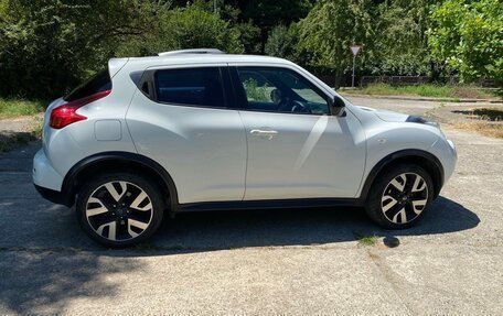 Nissan Juke II, 2013 год, 925 000 рублей, 3 фотография