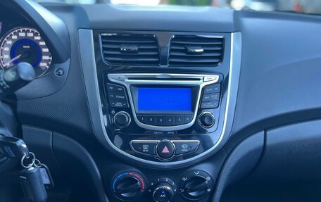 Hyundai Solaris II рестайлинг, 2013 год, 490 000 рублей, 15 фотография