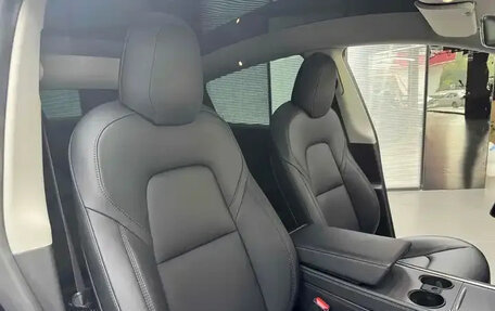 Tesla Model Y I, 2022 год, 4 510 080 рублей, 6 фотография
