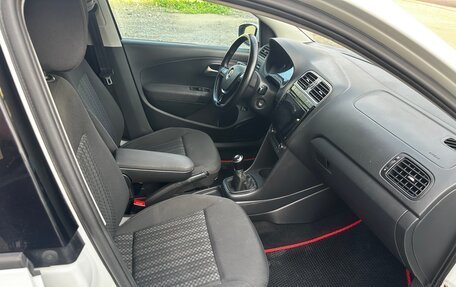 Volkswagen Polo VI (EU Market), 2018 год, 1 200 000 рублей, 9 фотография