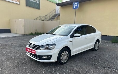 Volkswagen Polo VI (EU Market), 2018 год, 1 200 000 рублей, 2 фотография