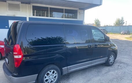 Hyundai H-1 II рестайлинг, 2011 год, 1 500 000 рублей, 3 фотография
