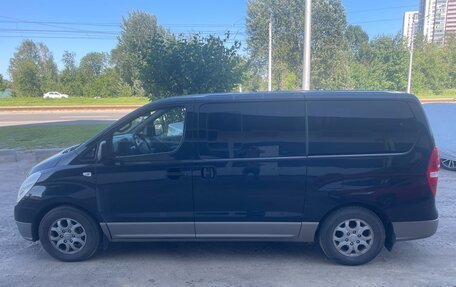 Hyundai H-1 II рестайлинг, 2011 год, 1 500 000 рублей, 6 фотография