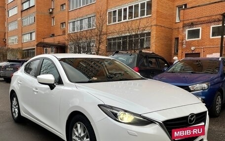 Mazda 3, 2016 год, 1 550 000 рублей, 2 фотография