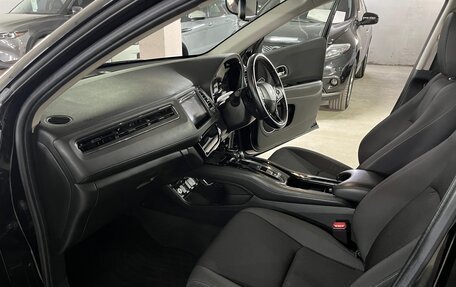 Honda Vezel, 2019 год, 1 850 000 рублей, 17 фотография