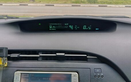 Toyota Prius, 2009 год, 945 000 рублей, 11 фотография