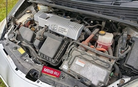 Toyota Prius, 2009 год, 945 000 рублей, 13 фотография