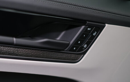 Porsche Cayenne III, 2025 год, 25 165 000 рублей, 26 фотография