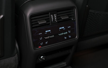 Porsche Cayenne III, 2025 год, 25 165 000 рублей, 35 фотография