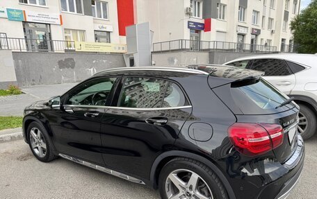 Mercedes-Benz GLA, 2019 год, 3 250 000 рублей, 4 фотография