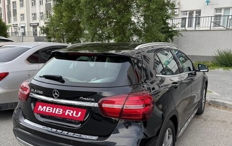 Mercedes-Benz GLA, 2019 год, 3 250 000 рублей, 6 фотография