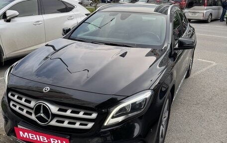 Mercedes-Benz GLA, 2019 год, 3 250 000 рублей, 3 фотография