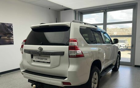 Toyota Land Cruiser Prado 150 рестайлинг 2, 2014 год, 2 900 000 рублей, 6 фотография