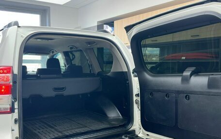 Toyota Land Cruiser Prado 150 рестайлинг 2, 2014 год, 2 900 000 рублей, 11 фотография