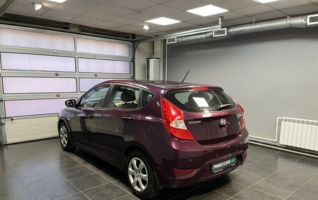 Hyundai Solaris II рестайлинг, 2011 год, 850 000 рублей, 4 фотография