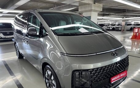 Hyundai Staria, 2022 год, 4 380 000 рублей, 1 фотография