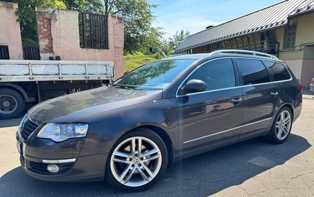Volkswagen Passat B6, 2010 год, 830 000 рублей, 1 фотография