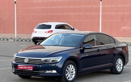 Volkswagen Passat B8 рестайлинг, 2015 год, 1 850 000 рублей, 1 фотография