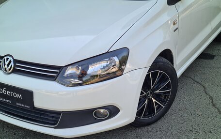 Volkswagen Polo VI (EU Market), 2013 год, 650 000 рублей, 10 фотография