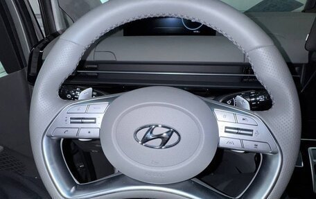 Hyundai Staria, 2022 год, 4 380 000 рублей, 8 фотография