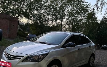 Hyundai Solaris II рестайлинг, 2014 год, 1 150 000 рублей, 2 фотография