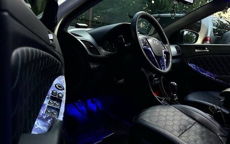 Hyundai Solaris II рестайлинг, 2014 год, 1 150 000 рублей, 8 фотография