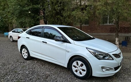 Hyundai Solaris II рестайлинг, 2014 год, 1 150 000 рублей, 3 фотография