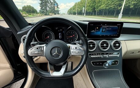 Mercedes-Benz C-Класс, 2018 год, 3 500 000 рублей, 4 фотография