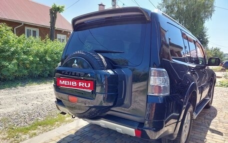 Mitsubishi Pajero IV, 2010 год, 1 750 000 рублей, 4 фотография