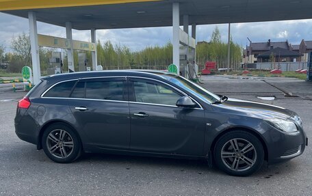 Opel Insignia II рестайлинг, 2010 год, 710 000 рублей, 3 фотография