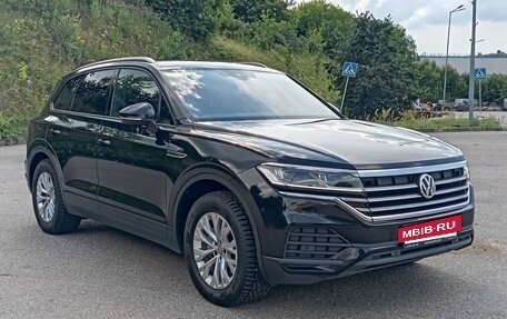 Volkswagen Touareg III, 2018 год, 4 600 000 рублей, 3 фотография