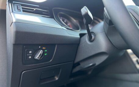 Volkswagen Passat B8 рестайлинг, 2015 год, 1 850 000 рублей, 13 фотография