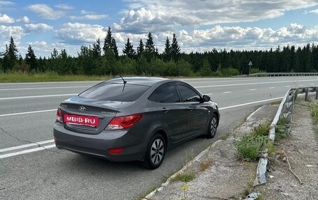 Hyundai Solaris II рестайлинг, 2013 год, 899 999 рублей, 4 фотография