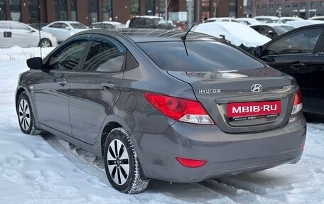 Hyundai Solaris II рестайлинг, 2013 год, 899 999 рублей, 16 фотография