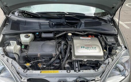 Toyota Prius IV XW50, 2001 год, 750 000 рублей, 7 фотография