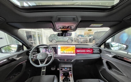 Volkswagen Tiguan, 2025 год, 4 998 000 рублей, 14 фотография
