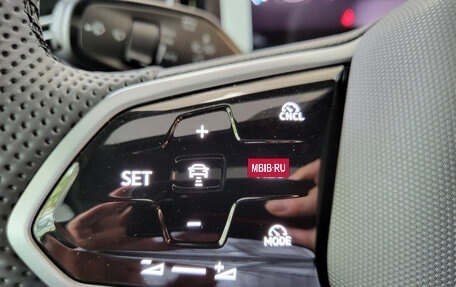 Volkswagen Tiguan, 2025 год, 4 998 000 рублей, 35 фотография