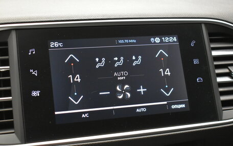 Peugeot 308 II, 2019 год, 990 000 рублей, 18 фотография