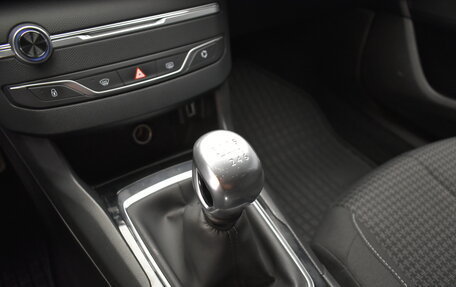 Peugeot 308 II, 2019 год, 990 000 рублей, 22 фотография