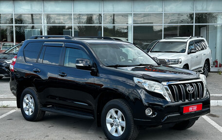 Toyota Land Cruiser Prado 150 рестайлинг 2, 2014 год, 3 149 000 рублей, 3 фотография