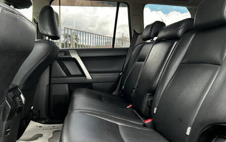 Toyota Land Cruiser Prado 150 рестайлинг 2, 2014 год, 3 149 000 рублей, 14 фотография