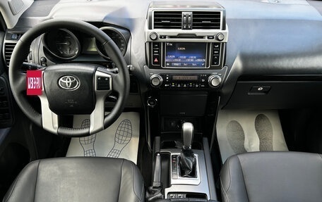 Toyota Land Cruiser Prado 150 рестайлинг 2, 2014 год, 3 149 000 рублей, 23 фотография