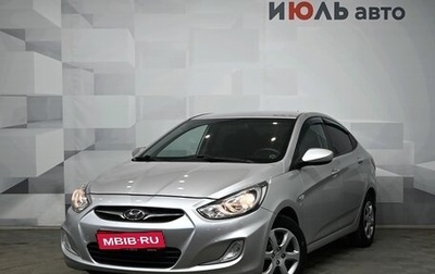 Hyundai Solaris II рестайлинг, 2013 год, 800 000 рублей, 1 фотография